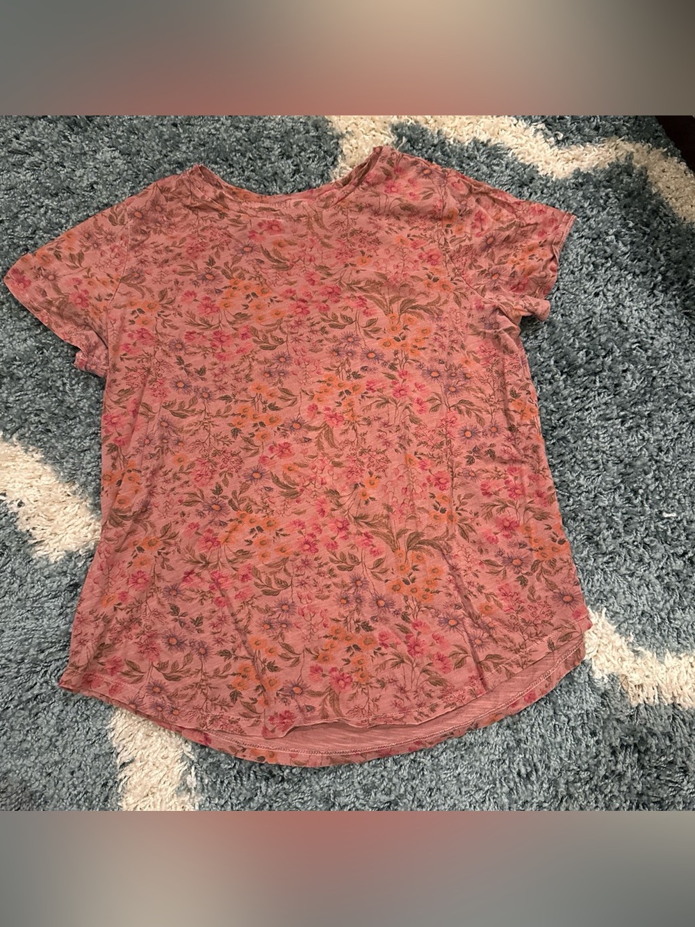 Old Navy Rose Mauve Floral Short Sleeve Tee